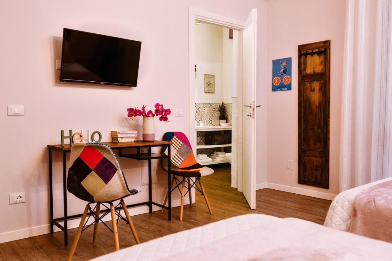 La Bicicletta Rooms Кремона Екстериор снимка